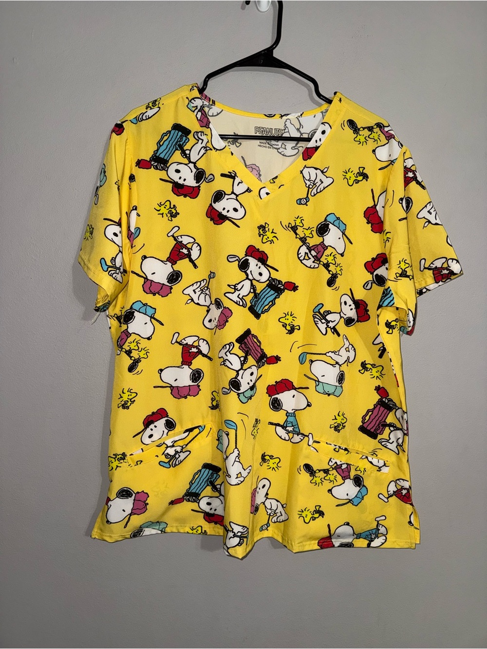 Peanuts Snoopy Unisex Scrub Top 2XL